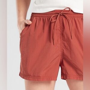 Athleta Expedition Short Women's Rust Shorts